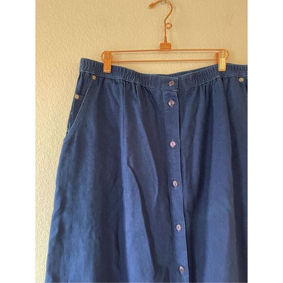 Vintage denim‎ button front midi skirt with star embroidery - Picture 4 of 6